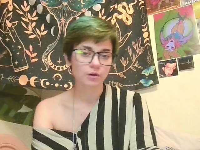 uwu-emmy live cam on BongaCams