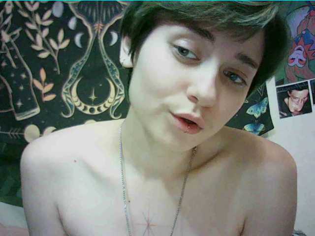 uwu-emmy