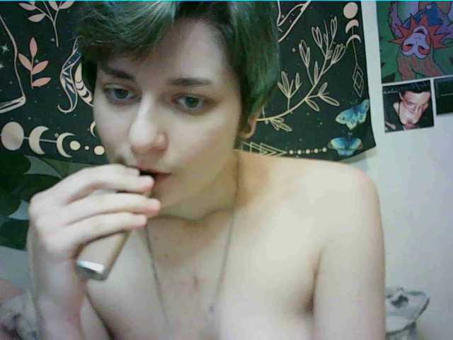 uwu-emmy