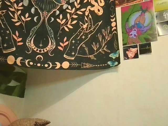 uwu-emmy
