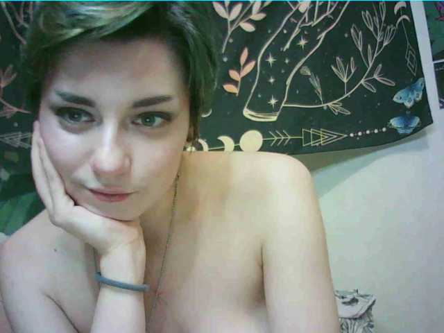 uwu-emmy
