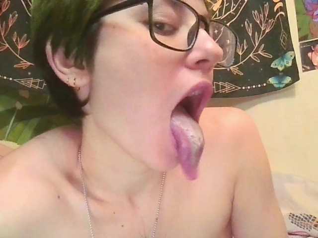 uwu-emmy