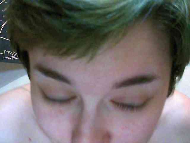 uwu-emmy webcam
