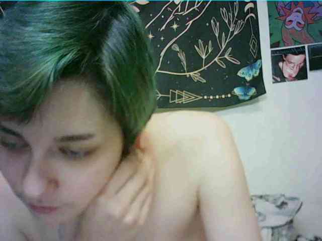 uwu-emmy webcam