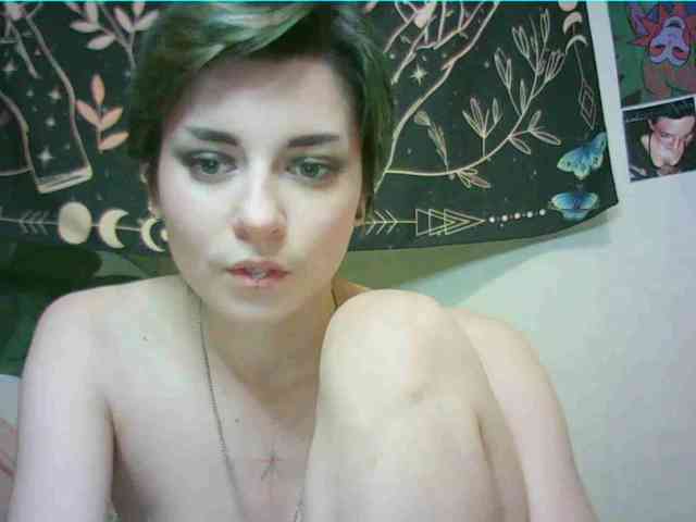 uwu-emmy webcam