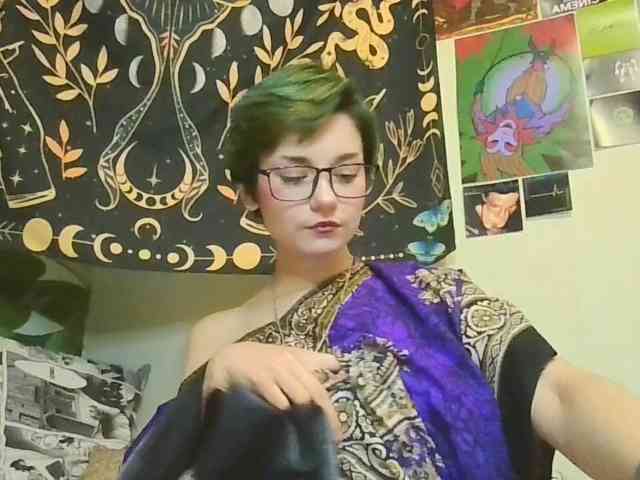 uwu-emmy webcam