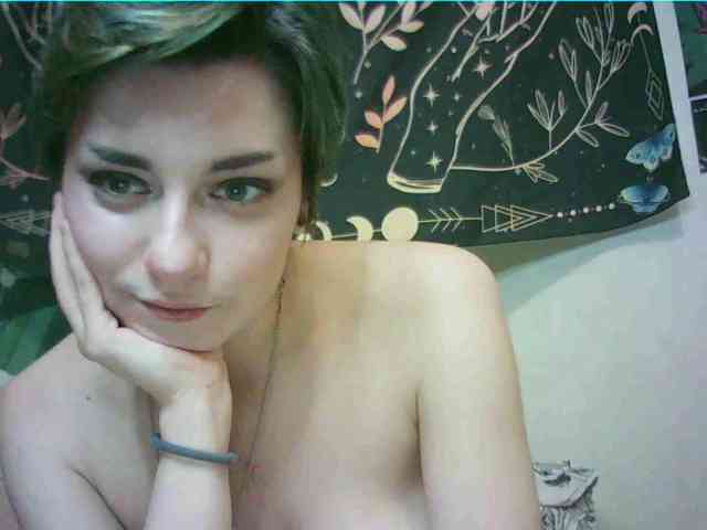 uwu-emmy