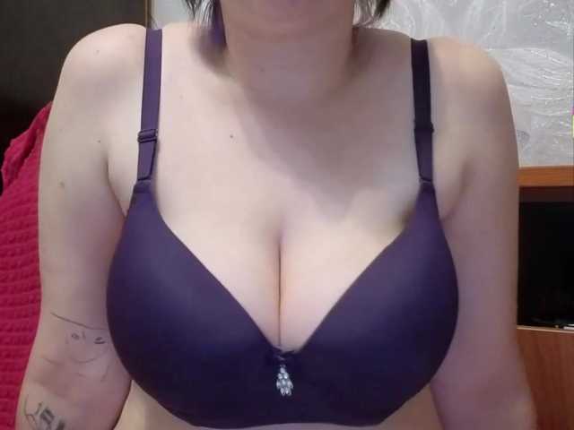 NoraDavidson live cam on BongaCams