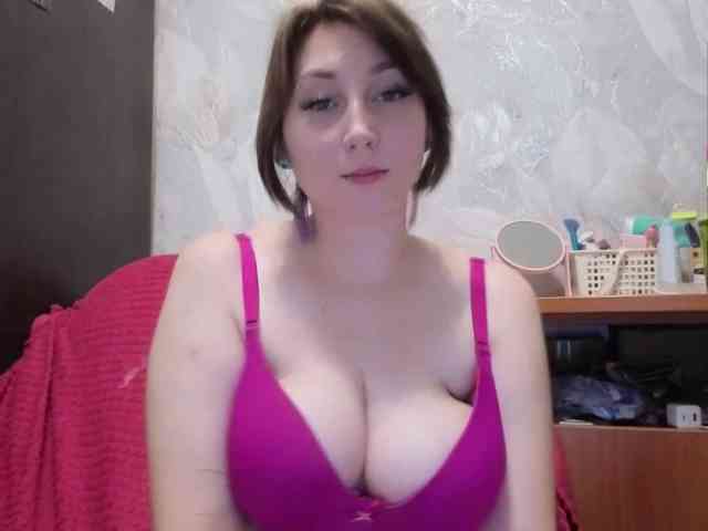 NoraDavidson webcam