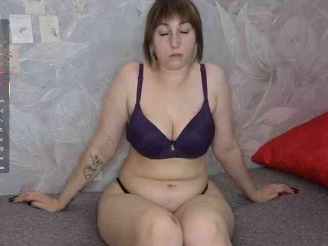 NoraDavidson webcam
