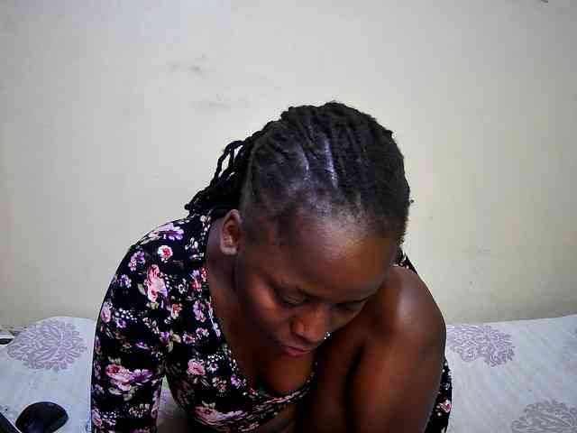 anita-b webcam