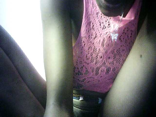 Trassy, live now on BongaCams