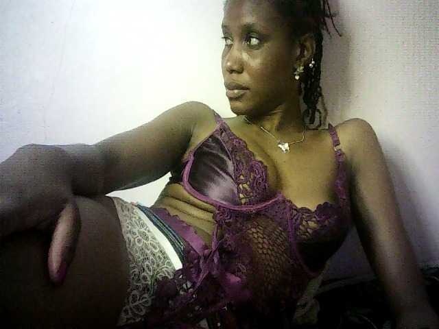 Trassy, en vivo ahora en BongaCams