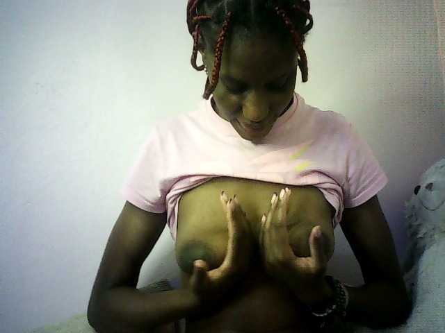 Trassy live cam on BongaCams