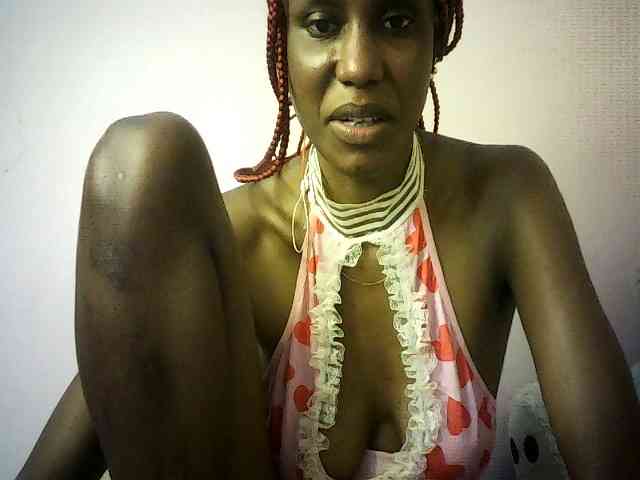 Trassy's cam show statistics and live stream