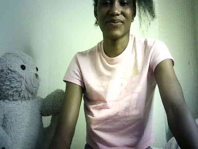 Trassy Live Webcam on BongaCams