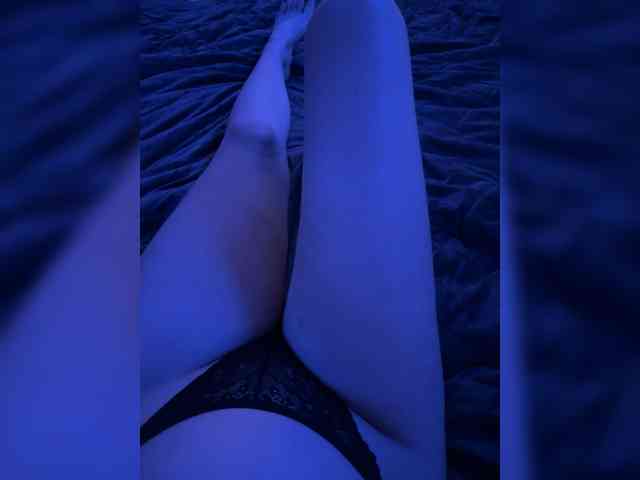 Emma942 webcam