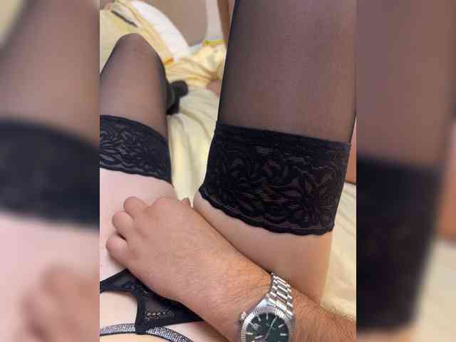 Emma942 webcam