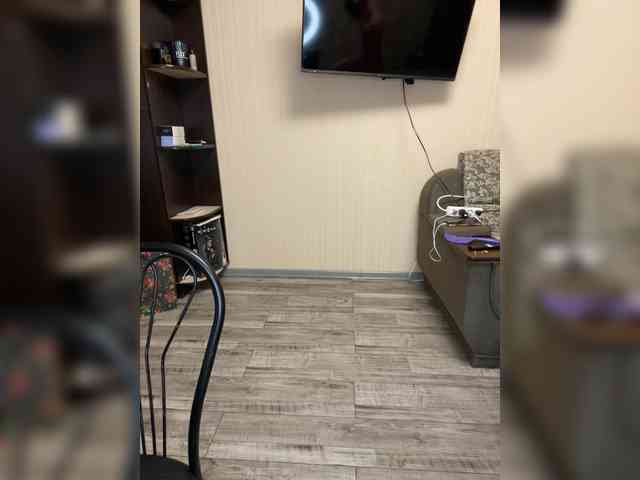 Emma942 webcam
