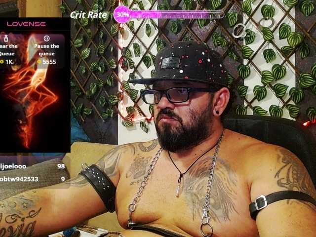 mrwolfff live cam preview