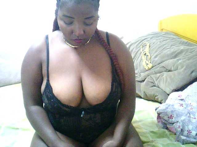 BlackCamille live cam on BongaCams