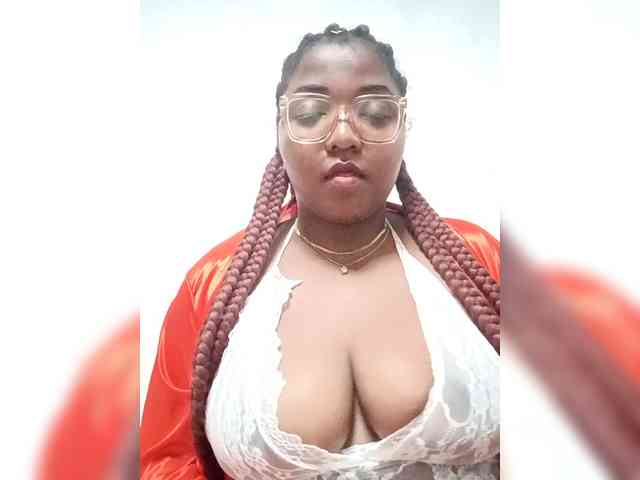 BlackCamille webcam