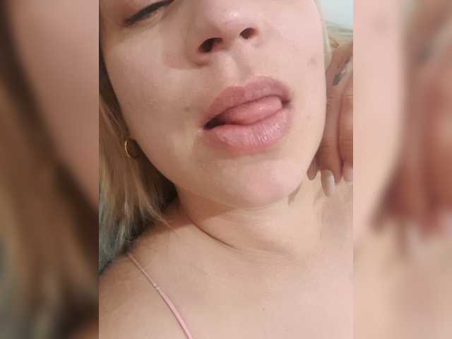 Evaluna23a live on BongaCams