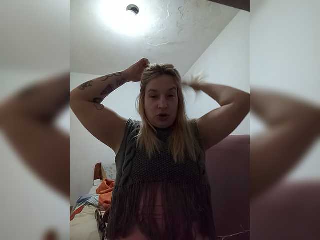 Evaluna23a live cam on BongaCams