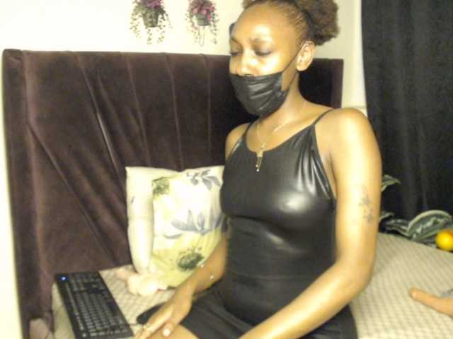MissAfricas live cam on BongaCams