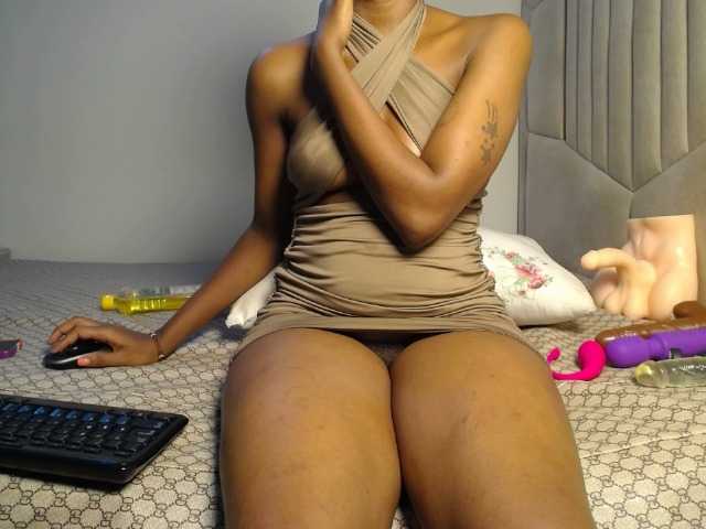 MissAfricas live cam on BongaCams