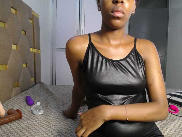 MissAfricas live cam on BongaCams