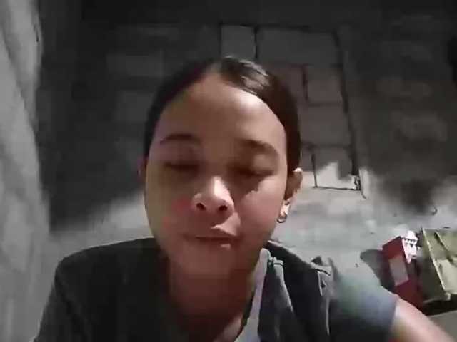 RoxanaEspadas live cam on BongaCams