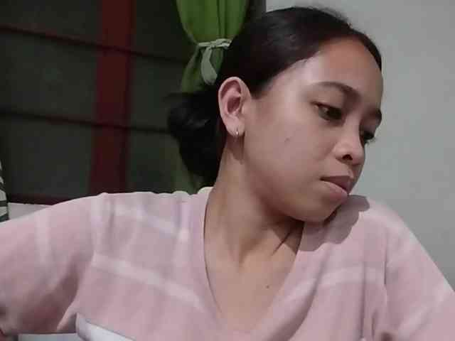 RoxanaEspadas webcam