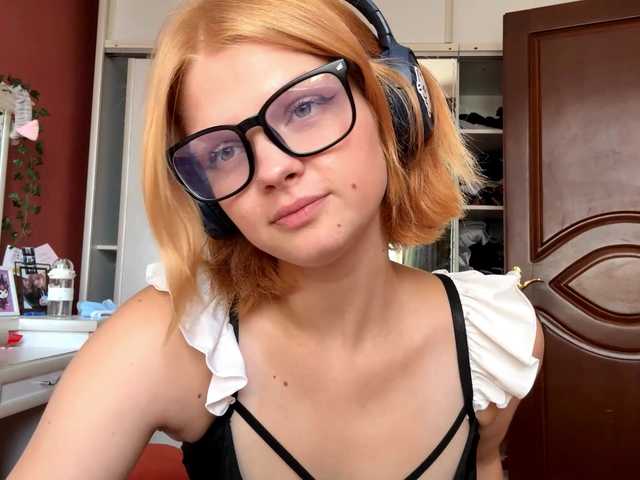 ArlenaGelerter live cam on BongaCams