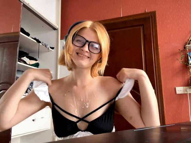 ArlenaGelerter live cam on BongaCams