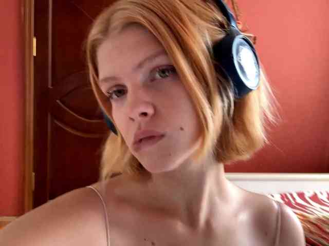 ArlenaGelerter's webcam live show