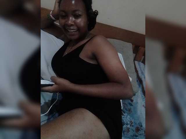 CuteSandy live cam on BongaCams