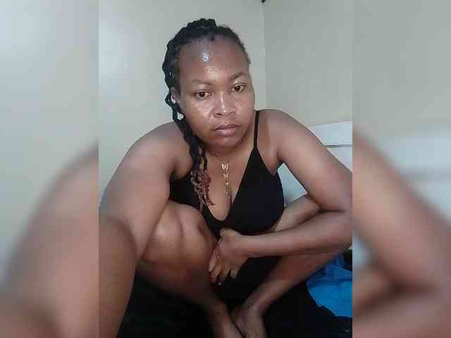Model: CuteSandy
