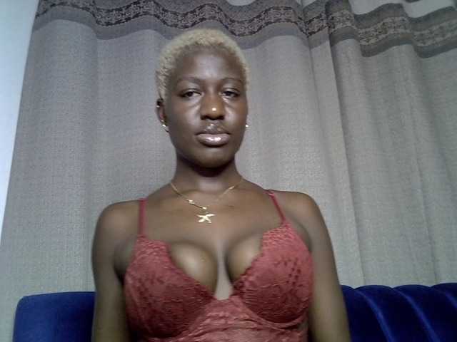 Hotpearll live cam on BongaCams