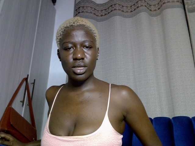 Hotpearll live cam on BongaCams
