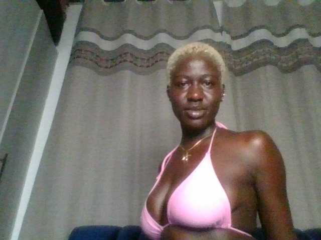 Hotpearll live cam on BongaCams