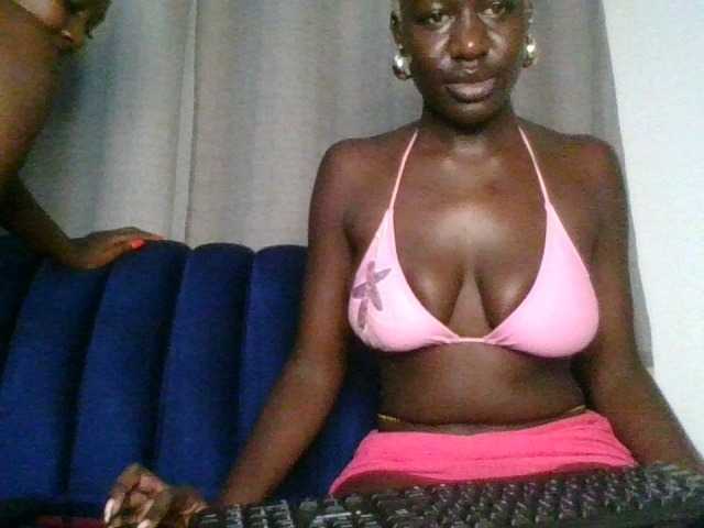 Hotpearll live cam on BongaCams