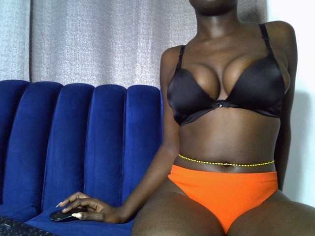 Hotpearll live cam on BongaCams