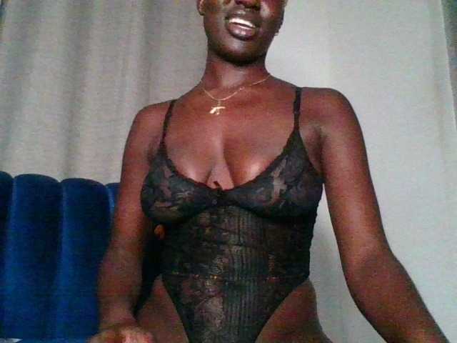 Hotpearll live cam on BongaCams