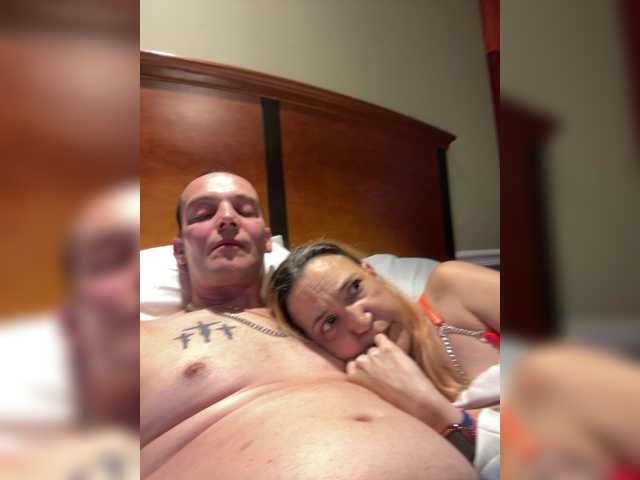 Tank2185 live cam on BongaCams