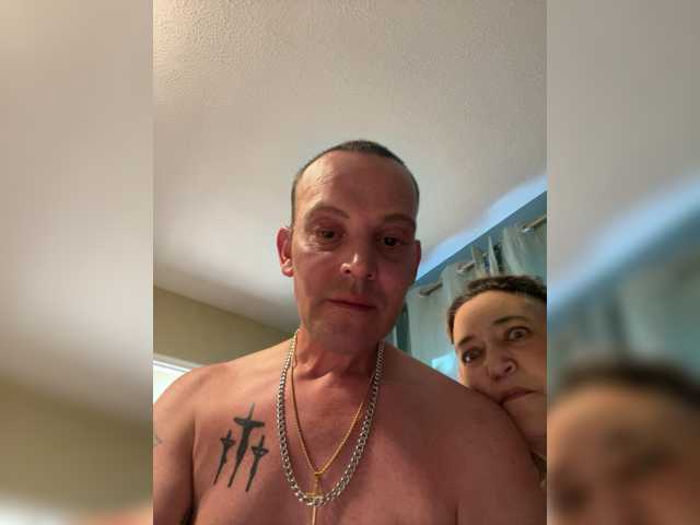 Tank2185 live cam