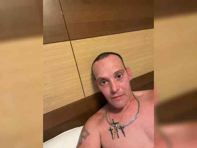 Tank2185 webcam