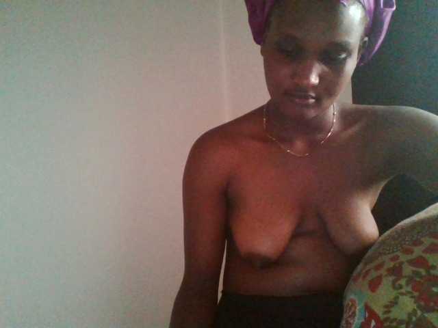 pookiecandy22 live cam on BongaCams
