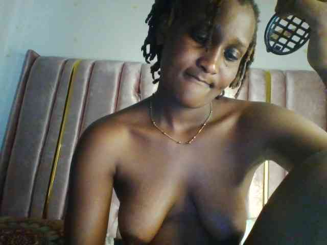 pookiecandy22 webcam