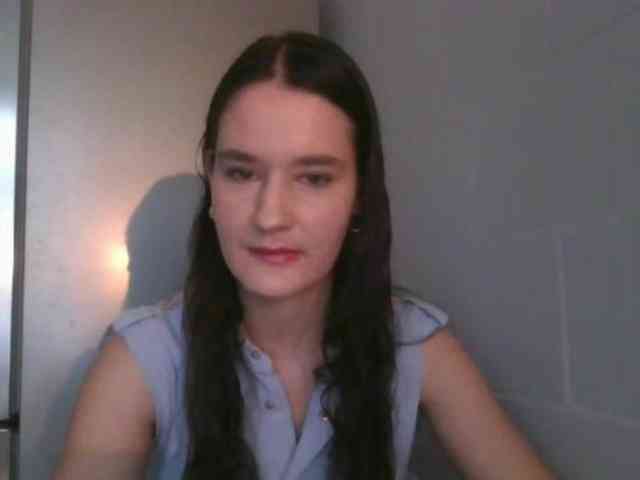 Model: SarahCute